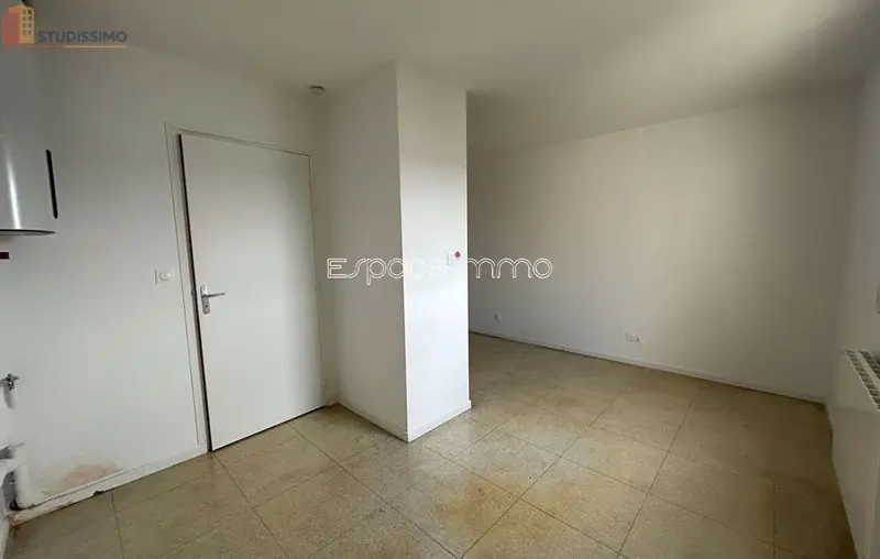 Studio 20m² Le Grand-Quevilly 76120 - Étage 2/3 - Photo 1