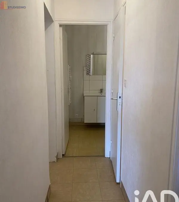 Studio 45m² Saint-Lô - Lumineux, bonne isolation (DPE C) - Photo 6