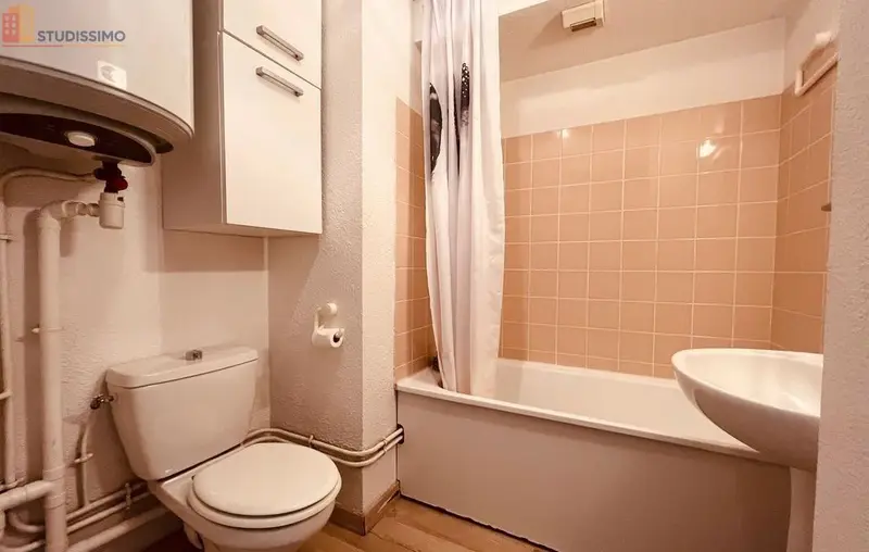 Studio meublé 19m² Rouen 76000 - Meublé, dernier étage - Photo 2