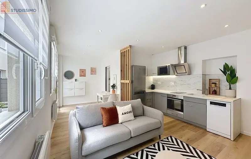 Studio 28m² Reims - Cour privative, meublé - Photo 2