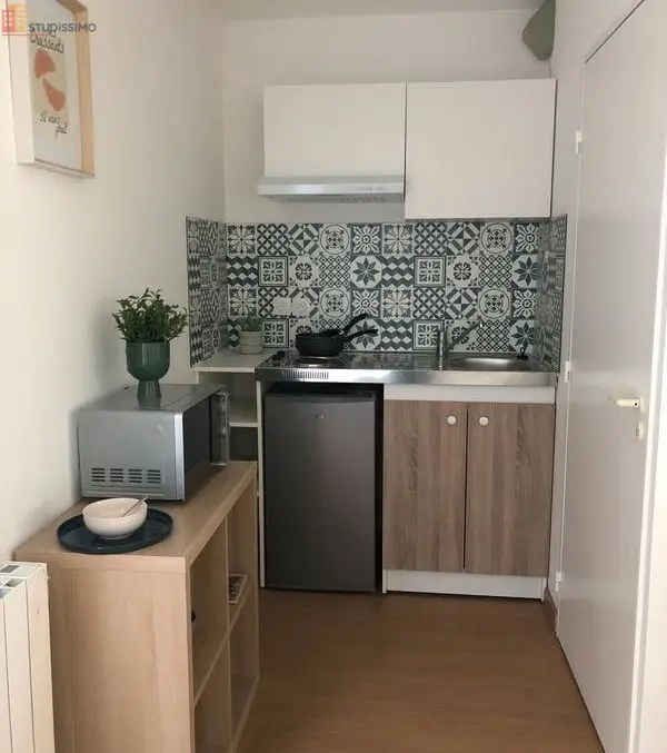 Studio meublé 21m² Rouen centre - Rénové, parking disponible - Photo 2