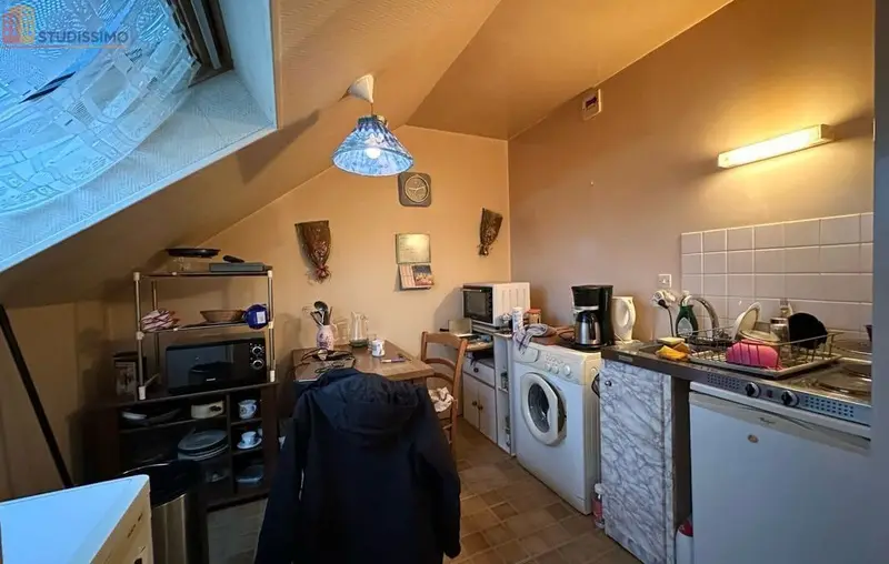 Studio 32m² Reims - Dernier étage, lumineux - Photo 3