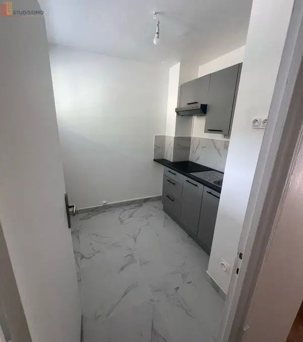 Studio 30m² Rouen 76000 - Photo 2