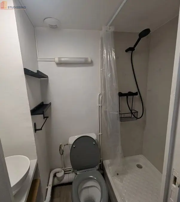 Studio 13m² Rouen 76000 - Meublé, étage 2/3 - Photo 1