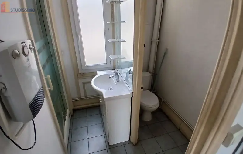 Studio meublé 28m² Rouen Pasteur - Meublé, 2e étage - Photo 2