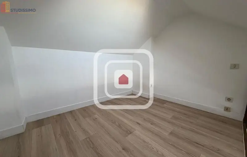 Studio 18m² Reims 51100 - 3e étage, sans ascenseur - Photo 2