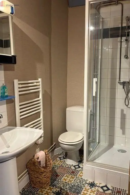 Studio meublé 22m² Rouen 76000 - Typique rouennais, proche CHU - Photo 2
