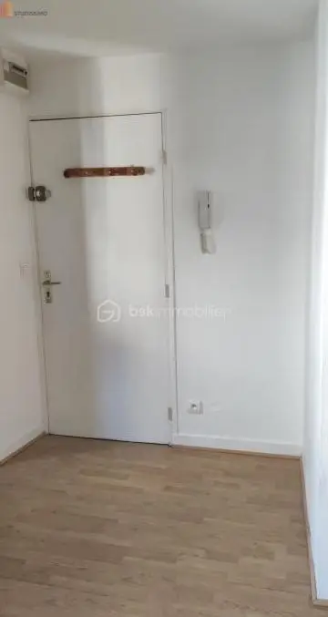 Studio 17m² Châlons-en-Champagne - 2e étage, DPE E - Photo 9