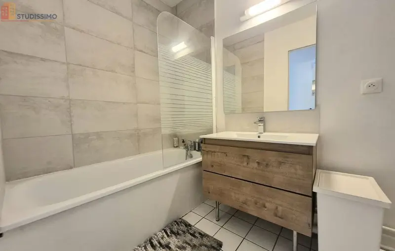Studio 29m² Reims - lumineux, proche commodités - Photo 2