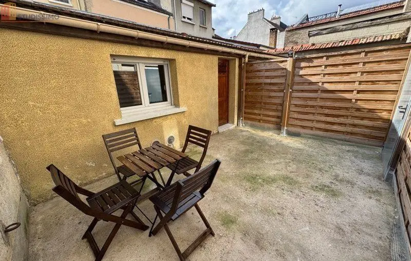 Studio 15m² Reims 51100 - Terrasse privative, proche centre-ville - Photo 2