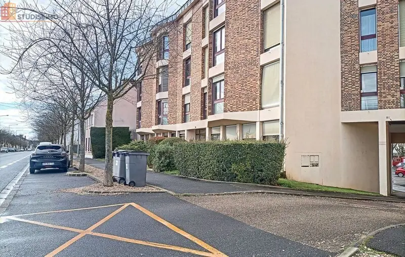 Studio 27m² Châlons-en-Champagne - Étage 2/4, DPE D - Photo 1