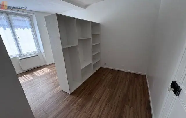 Studio 23m² Laval 53000 - Photo 4