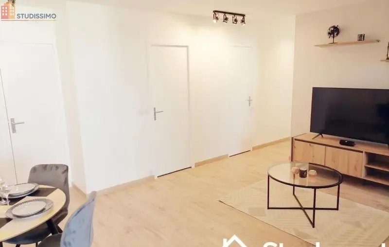 Studio 10m² Champs-sur-Marne - Meublé, 8e étage - Photo 6