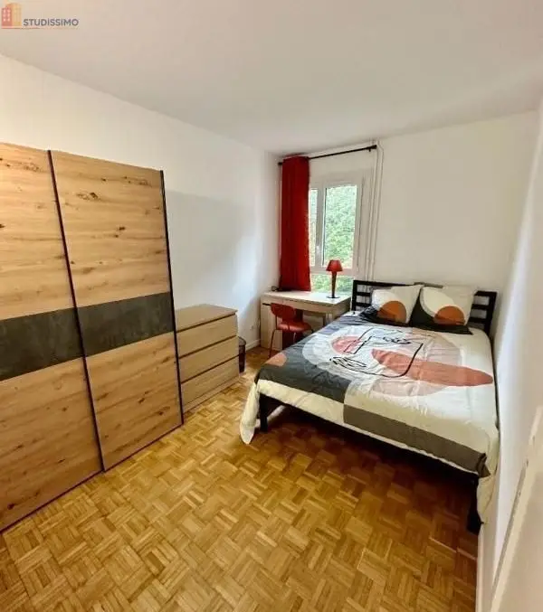 Studio meublé 9m² Champs-sur-Marne - Vue, 6e étage - Photo 2
