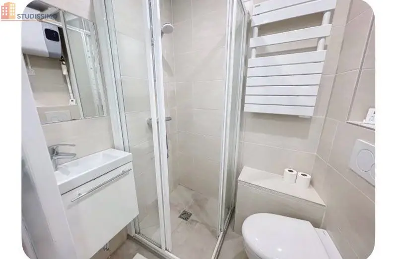 Studio meublé 15m² Fontainebleau - Petit, 1er étage - Photo 2