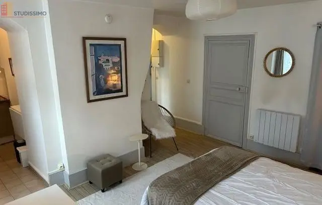Studio meublé 24m² Fontainebleau - Meublé, 2e étage - Photo 3