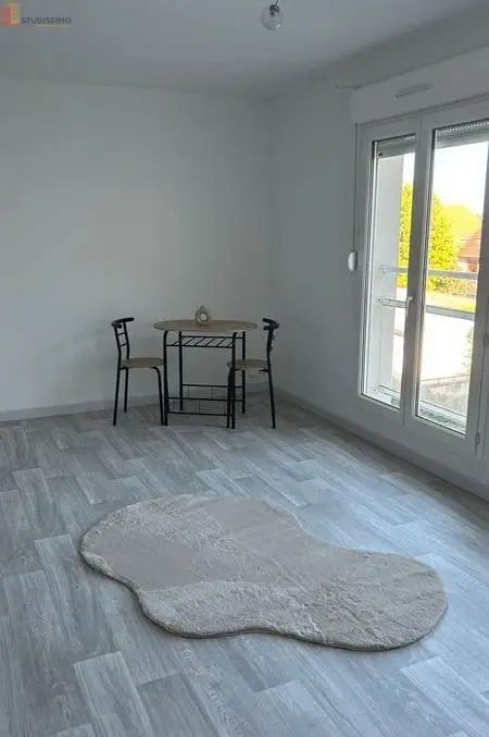 Studio meublé 27m² Pontault-Combault - Rénové, parking - Photo 3