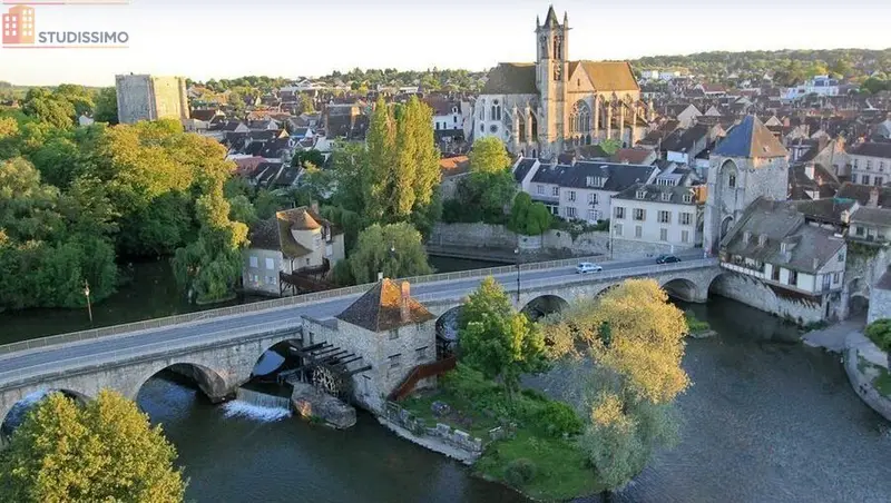Studio 20m² Moret-Loing-et-Orvanne centre - Sans caractéristique - Photo 8