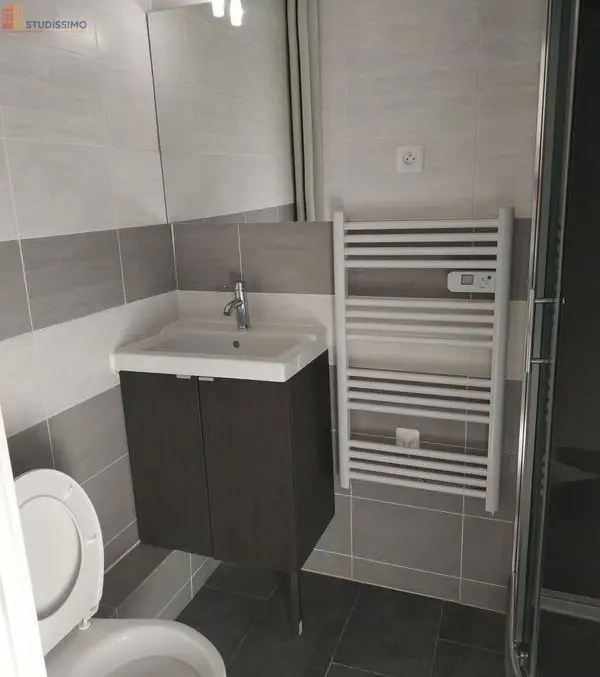 Studio meublé 33m² Combs-la-Ville - Meublé, 1er étage - Photo 2