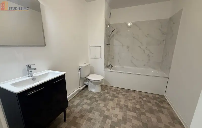 Studio meublé 30m² Coulommiers - Lumineux, dernier étage - Photo 1