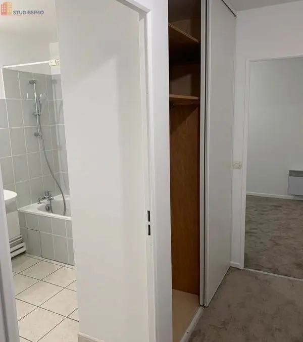 Studio 29m² Moissy-Cramayel - Étage 2/3, DPE D - Photo 6