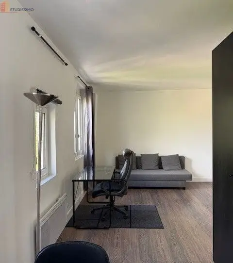 Studio meublé 25m² Le Vésinet - Coeur de ville, calme - Photo 4