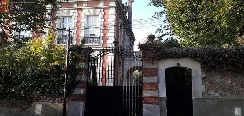 Studio meublé 10m² Versailles Glatigny - Calme, 2e étage - Photo 3
