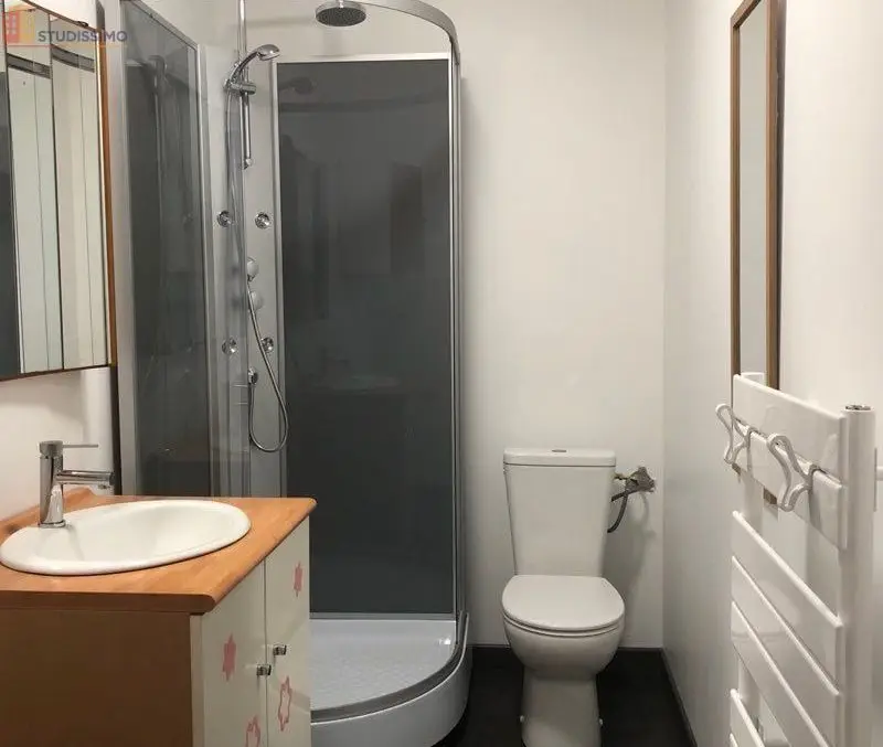 Studio 32m² Nancy centre - Proche hôpital central - Photo 2