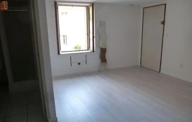 Studio 21m² Vandoeuvre-lès-Nancy - Vieux Vandoeuvre - Photo 2