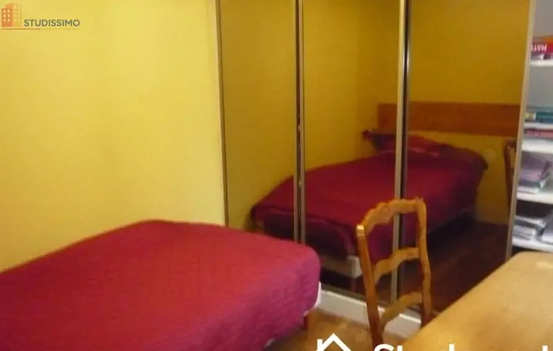 Studio meublé 9m² Versailles - Calme, 1er étage - Photo 2