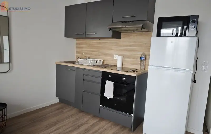 Studio meublé 26m² Plaisir - Lumineux, parking - Photo 1