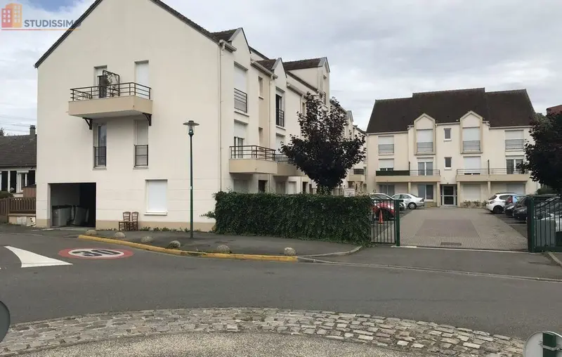 Studio meublé 23m² Plaisir - Lumineux, 1er étage - Photo 1