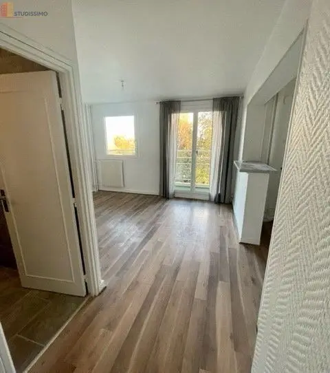 Studio 25m² Saint-Germain-en-Laye - 2e étage, lumineux - Photo 7