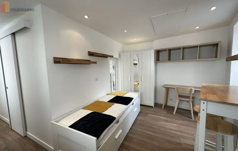 Studio meublé 16m² Saint-Germain-en-Laye - Meublé, 1er étage - Photo 14