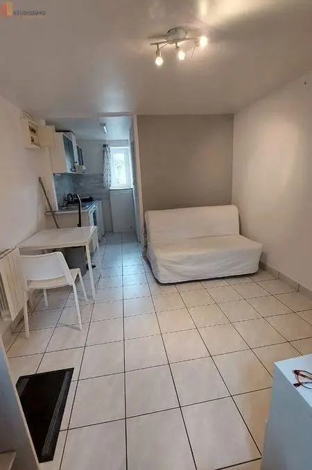 Studio 1m² Plaisir 78370 - Meublé - Photo 1