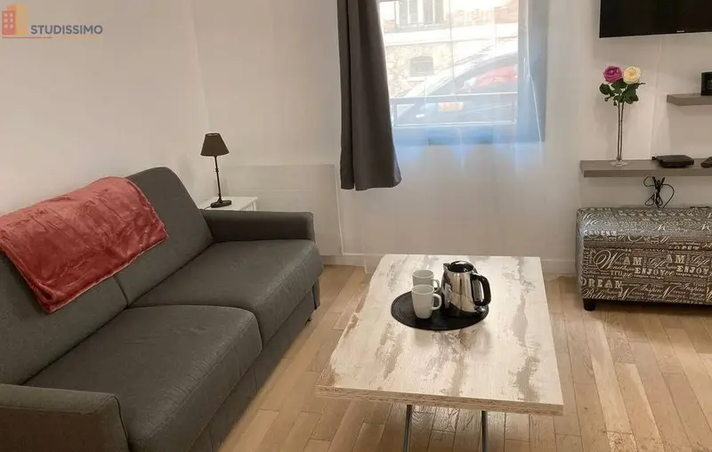 Studio meublé 27m² Versailles 78000 - Meublé, lumineux - Photo 7