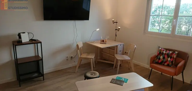 Studio meublé 27m² Versailles - Meublé, lumineux - Photo 23