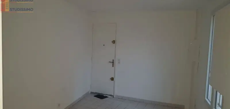 Studio 18m² Saint-Arnoult-en-Yvelines - 1er étage - Photo 2
