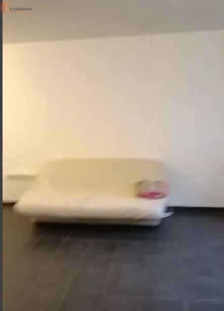 Studio meublé 36m² Chanteloup-les-Vignes - Place de parking - Photo 2
