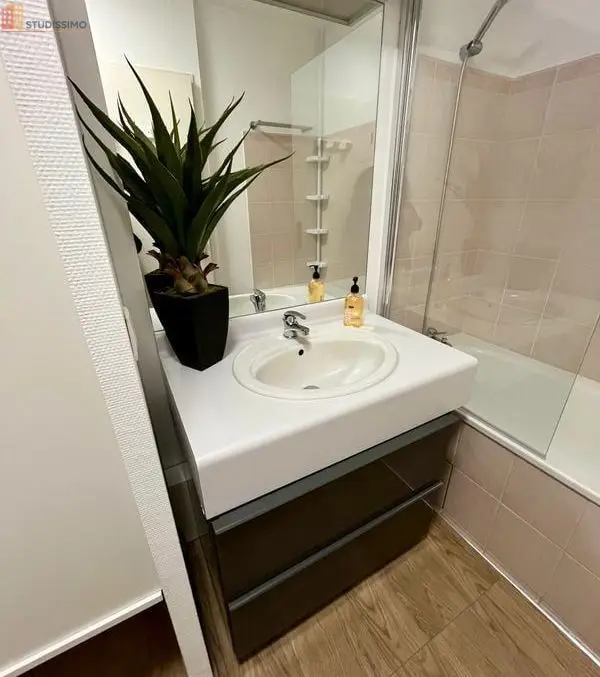 Studio meublé 25m² Fontenay-le-Fleury - Terrasse 6m², lumineux - Photo 14