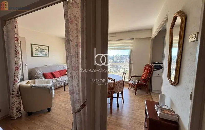 Studio 33m² Vannes - 1er étage, lumineux - Photo 3