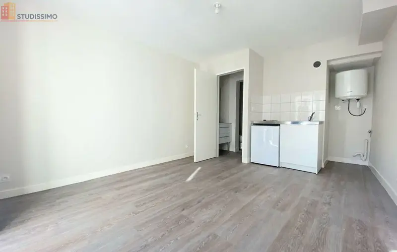 Studio 18m² Niort - Copro DPE C - Photo 8