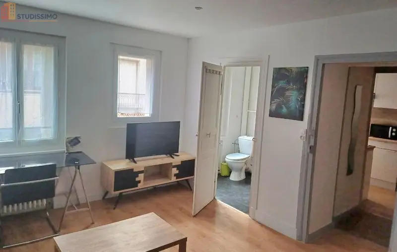 Studio 33m² Niort 79000 - Meublé, lumineux - Photo 6