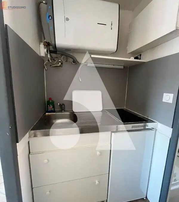 Studio meublé 17m² Niort - Meublé, 2e étage - Photo 8