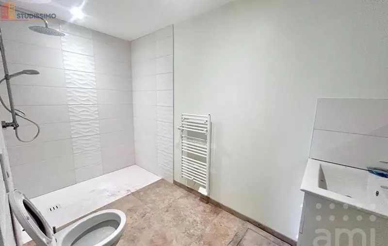 Studio meublé 25m² Niort - Meublé, DPE C - Photo 5