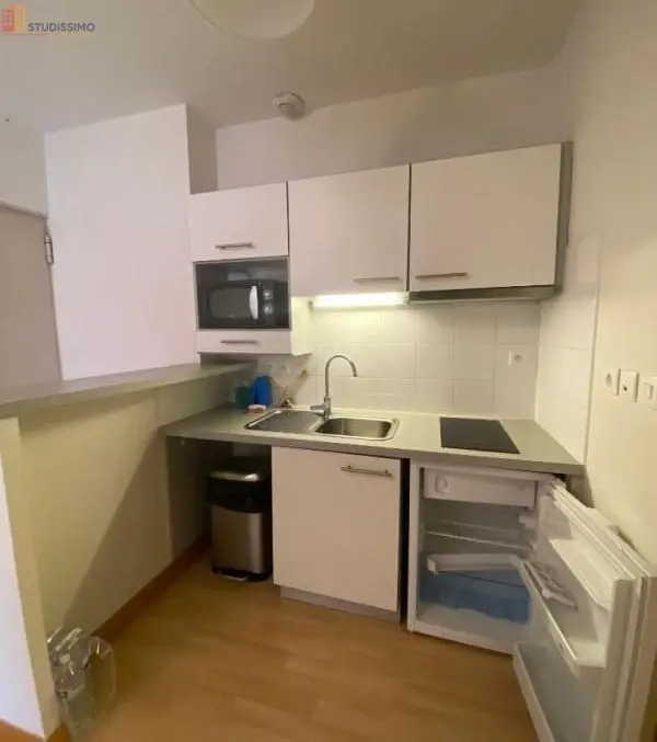 Studio 34m² Niort - Meublé, 1er étage - Photo 4