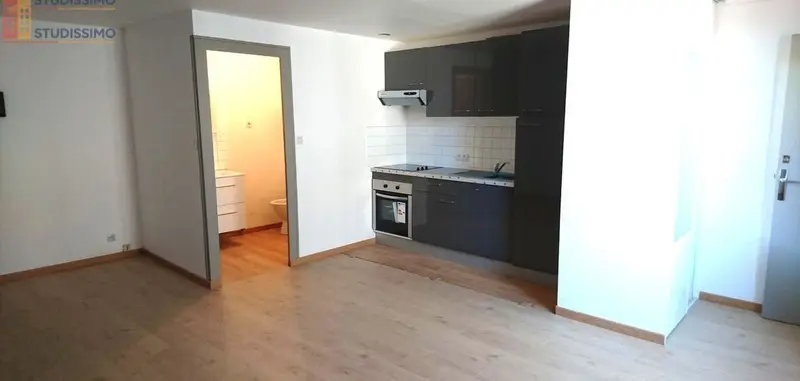 Studio 30m² Bressuire centre-ville - Photo 2