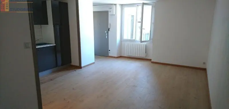 Studio 30m² Bressuire centre-ville - Photo 1