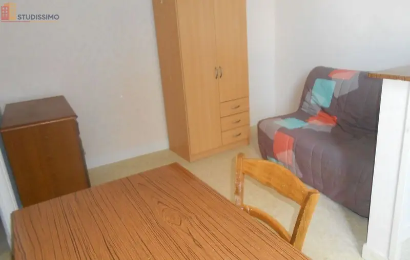 Studio meublé 18m² Parthenay - Meublé, 1er étage - Photo 7