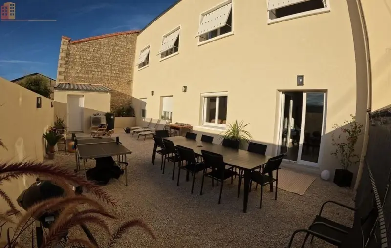 Studio 234m² Niort - Meublé, DPE B - Photo 4